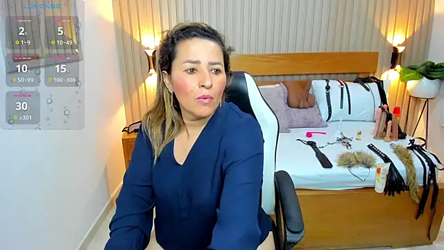 luciana_ballesteros_'s Webcam Show