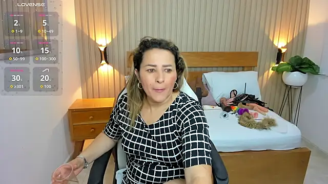 luciana_ballesteros_'s Live XXX Chat