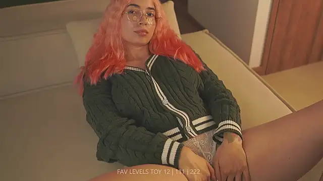 dearnina_ Adlı Modelin Canlı XXX Sohbeti
