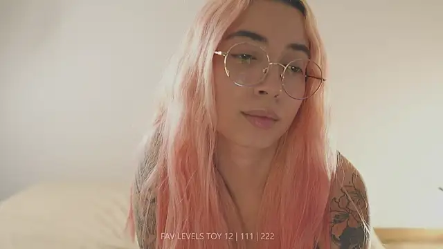 dearnina_'s Live XXX Chat
