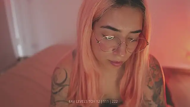 dearnina_ Adlı Modelin Canlı XXX Sohbeti