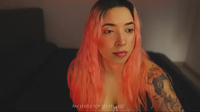 dearnina_ Adlı Modelin Web Kamerası Şovu
