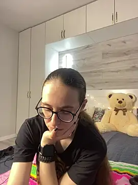 Chat +18 de MartiniiSelenna ao vivo
