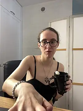 Chat XXX en directo de MartiniiSelenna