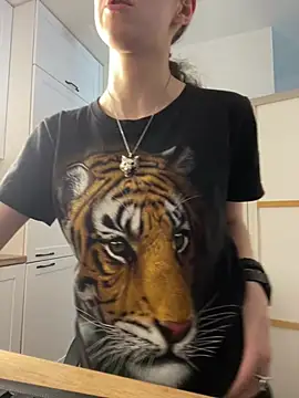 MartiniiSelennan Live XXX chat