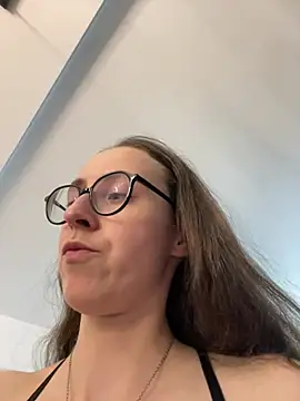 Chat XXX en directo de MartiniiSelenna