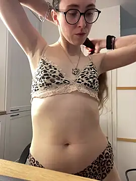 MartiniiSelenna live XXX chat