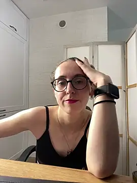 MartiniiSelenna Chat XXX live