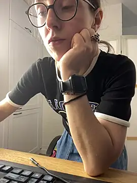 MartiniiSelenna live XXX chat