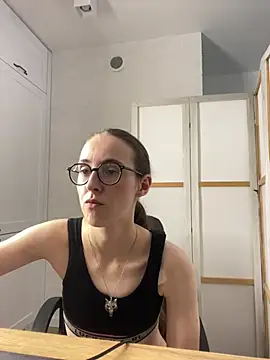 MartiniiSelenna's Live XXX Chat