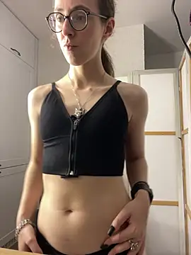 عرض كام MartiniiSelenna