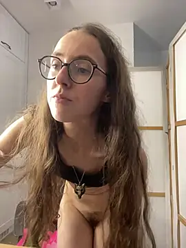 MartiniiSelenna's Live XXX Chat