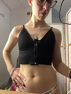 Онлайн чат XXX MartiniiSelenna