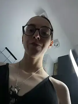 MartiniiSelenna Chat XXX live