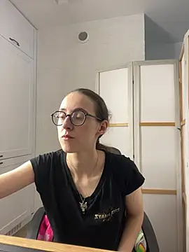 MartiniiSelenna Chat XXX live