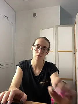 MartiniiSelenna XXX чат на живо