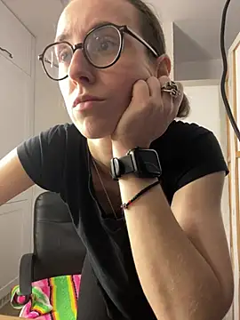 MartiniiSelenna's Live XXX Chat