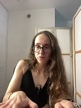 MartiniiSelenna Adlı Modelin Canlı XXX Sohbeti
