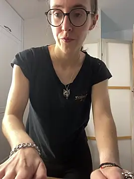 MartiniiSelenna Adlı Modelin Canlı XXX Sohbeti