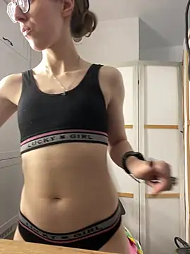 MartiniiSelenna 现场XXX聊天