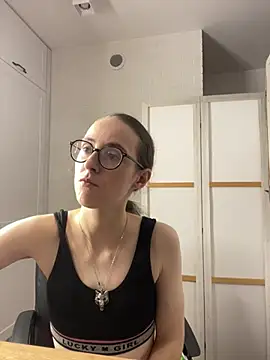 MartiniiSelenna Obrolan Langsung XXX