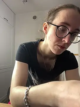 MartiniiSelenna's Live XXX Chat