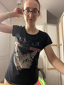 Chat XXX en directo de MartiniiSelenna