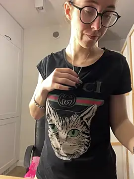 Živý XXX chat MartiniiSelenna