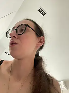 Živý XXX chat MartiniiSelenna