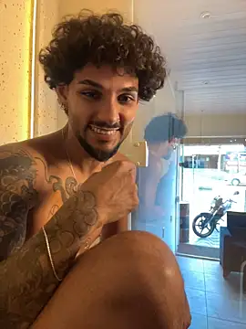 Show de casadokarioca na webcam