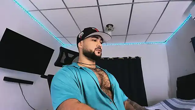 Sebas-hott Show in webcam