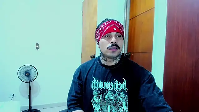 Show modela Van_Velckan na web-kameri