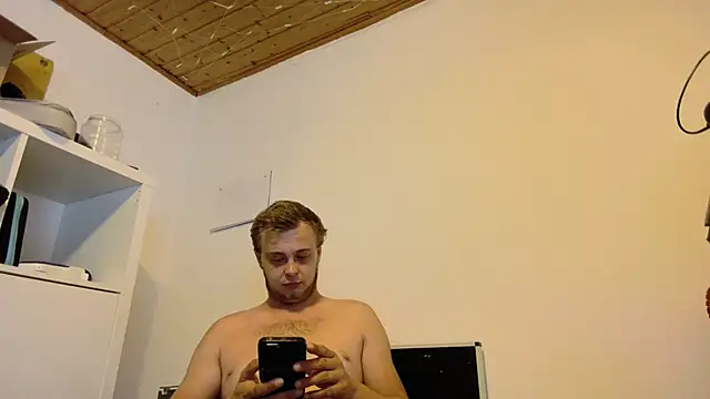 Pokazy przed kamerką – 112boy