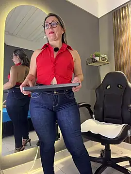 Chat XXX en directo de Yelena03