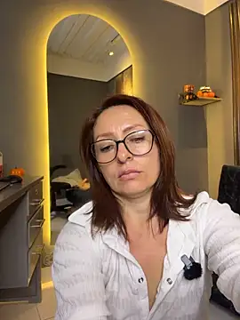 Yelena03's Webcam Show