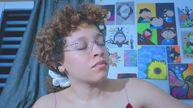 Ada_gales_'s Live XXX Chat