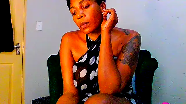 TALLnBEAUTY 现场XXX聊天