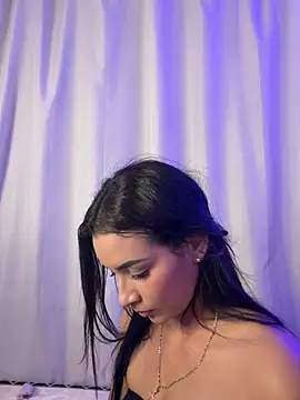 Chat +18 de Angelicaagarciaa ao vivo
