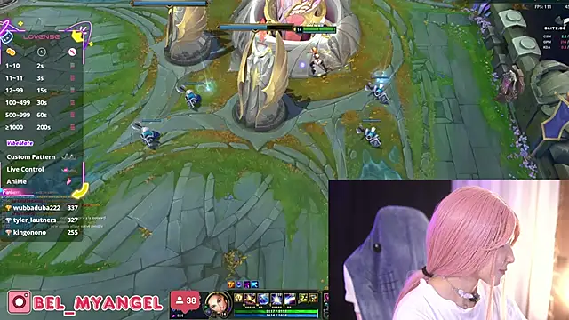 Bella-Franco: вебкам-шоу