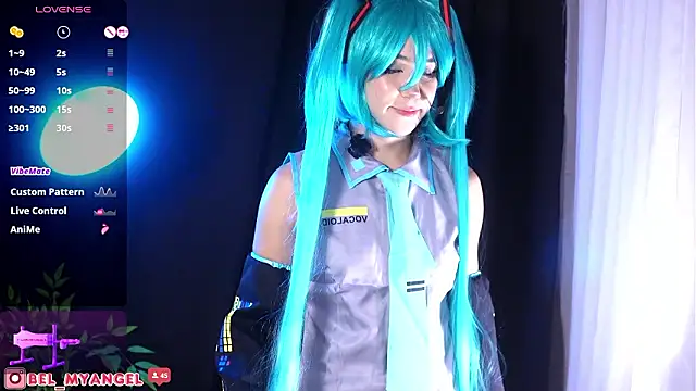 Bella-Franco Pertunjukan Webcam