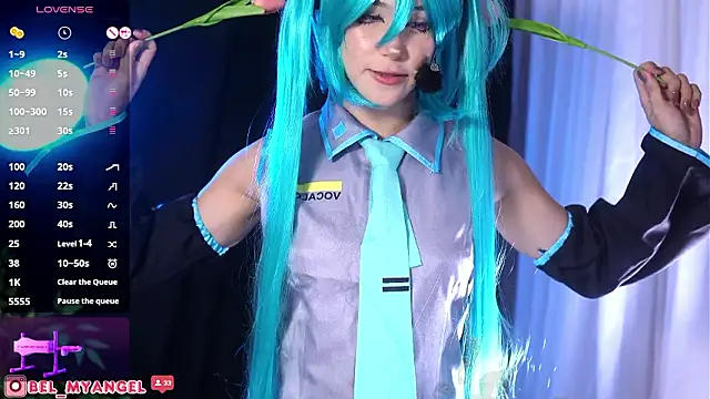 Bella-Franco Pertunjukan Webcam