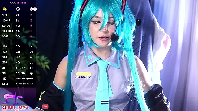 Bella-Franco Webcamshow