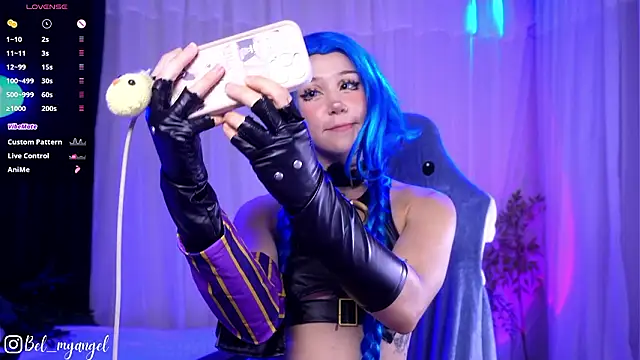 Bella-Franco Show Webcam