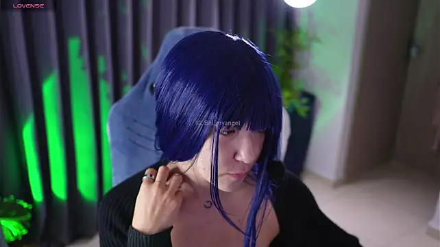 Show modela Bella-Franco na web-kameri