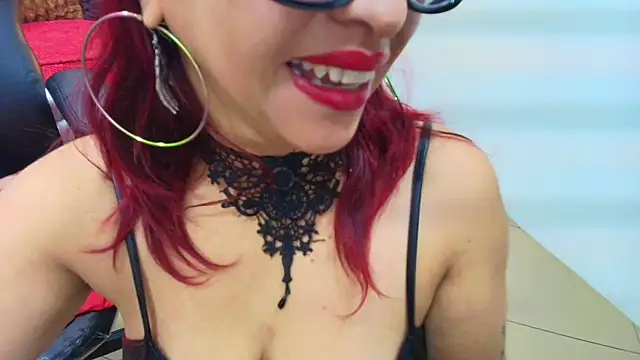 Anabella_Thompson Chat XXX in diretta