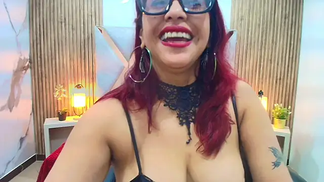 دردشة Anabella_Thompson الجنسية المباشرة