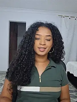 Chat +18 de Tammy-Bliss ao vivo
