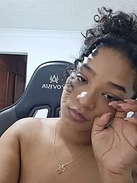 Tammy-Bliss Chat XXX live