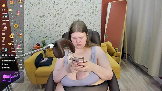 Chat +18 de AuroraDemoni ao vivo