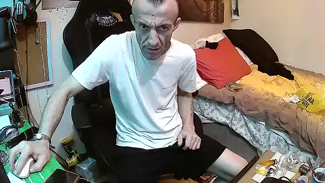 عرض كام Aktorihann